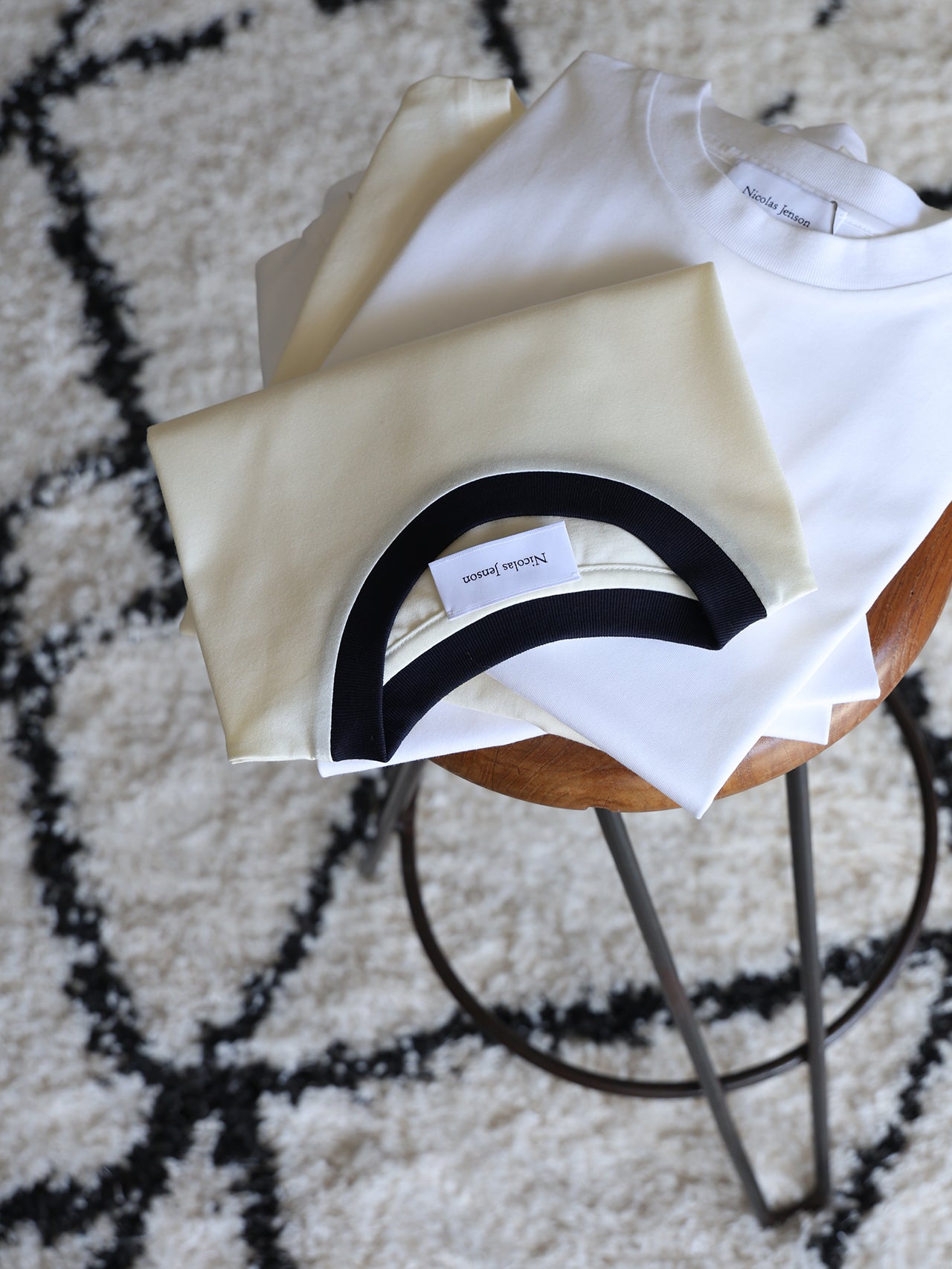 two tone crew neck t-shirt / short