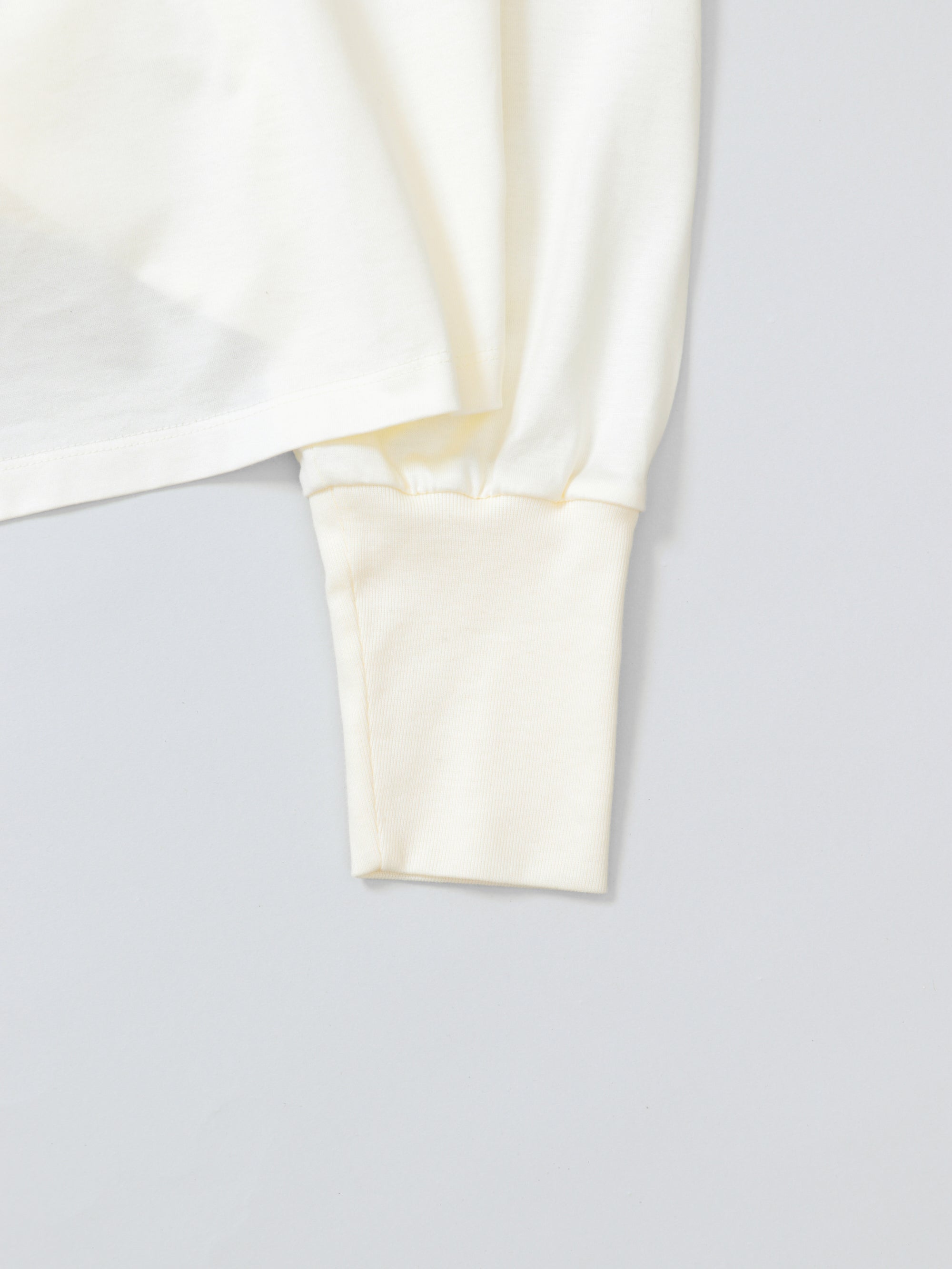wide long sleeve