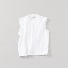 sleeveless / short