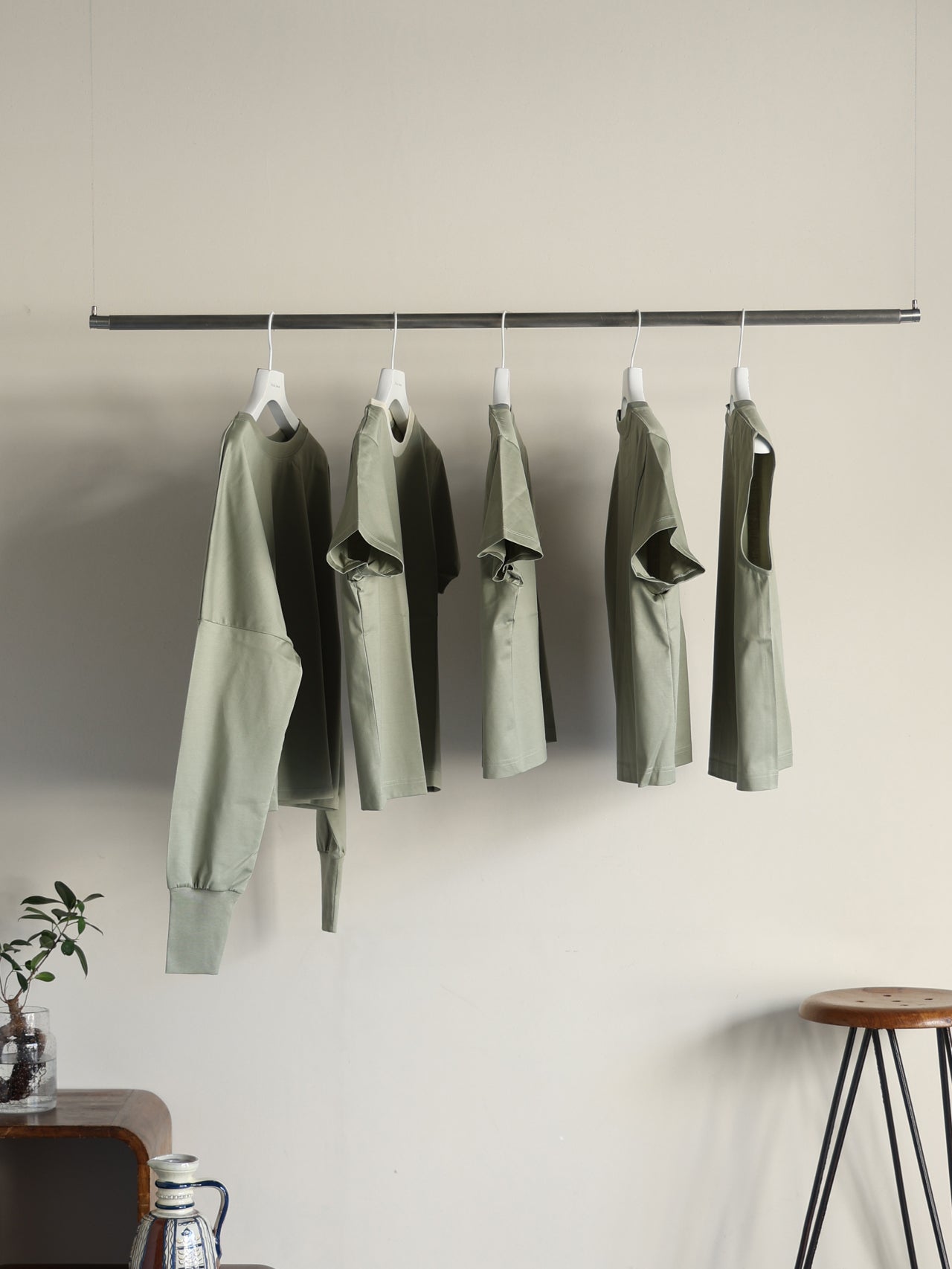 《予約5月上旬お届け》sleeveless / short