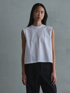 sleeveless / short