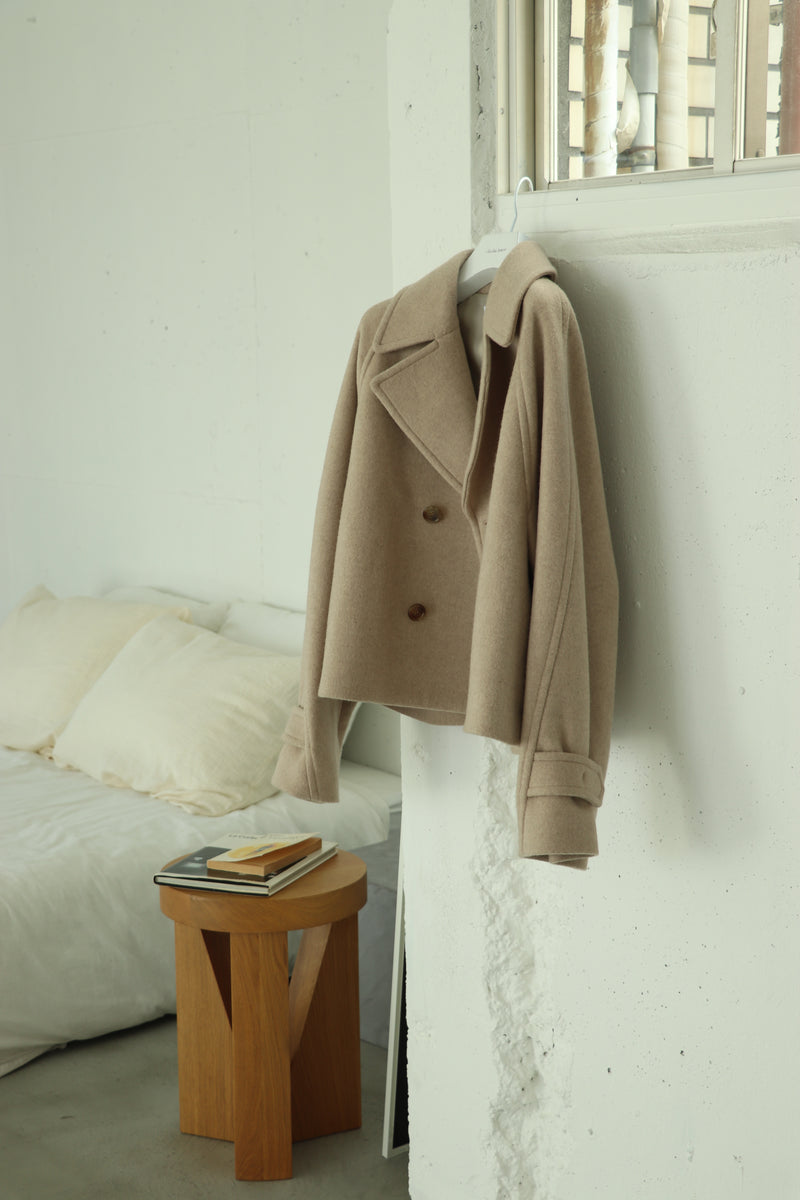 lambs wool melton short raglan coat