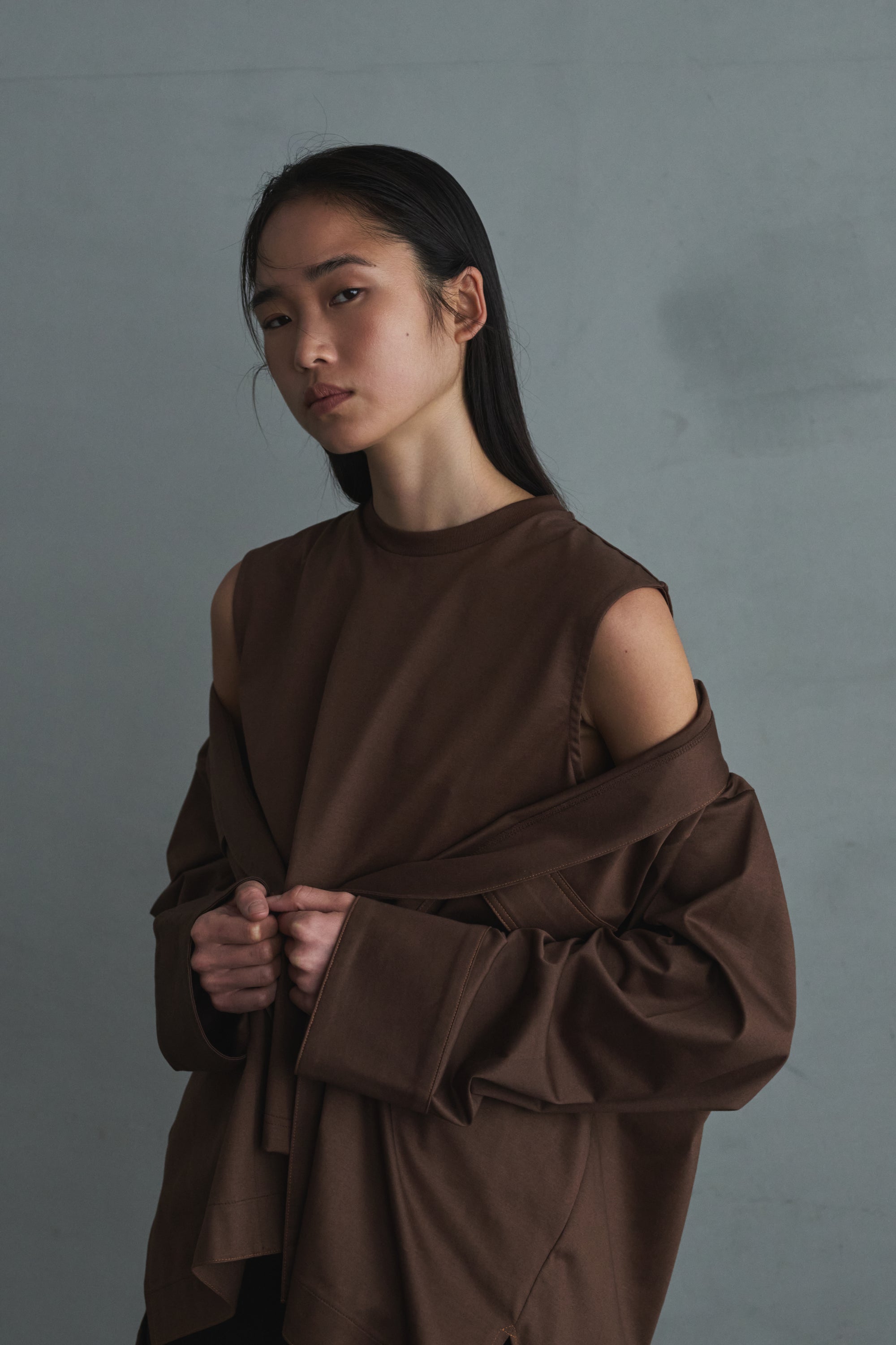 sleeveless / short